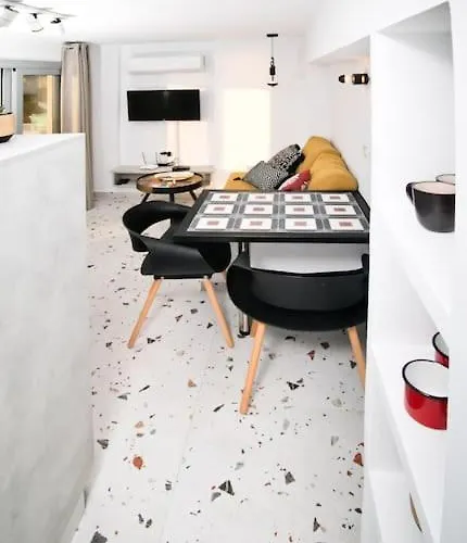 Cocoloco Apartment Myrties